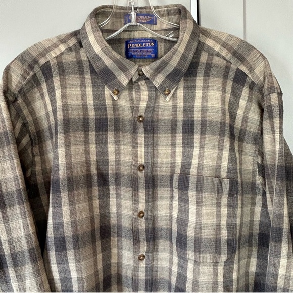 VTG Pendleton Brown Long Sleeve Flannel Mens XL Button Down Polo Shirt - Picture 3 of 9